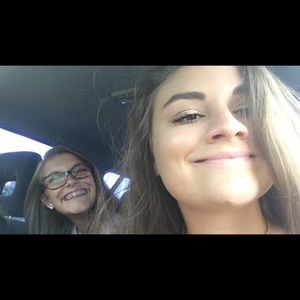 Meet your Posher, Grace